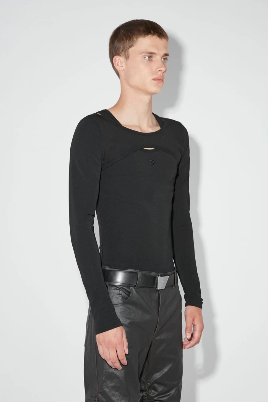 MISBHV Cut Out Longsleeve Black Hot