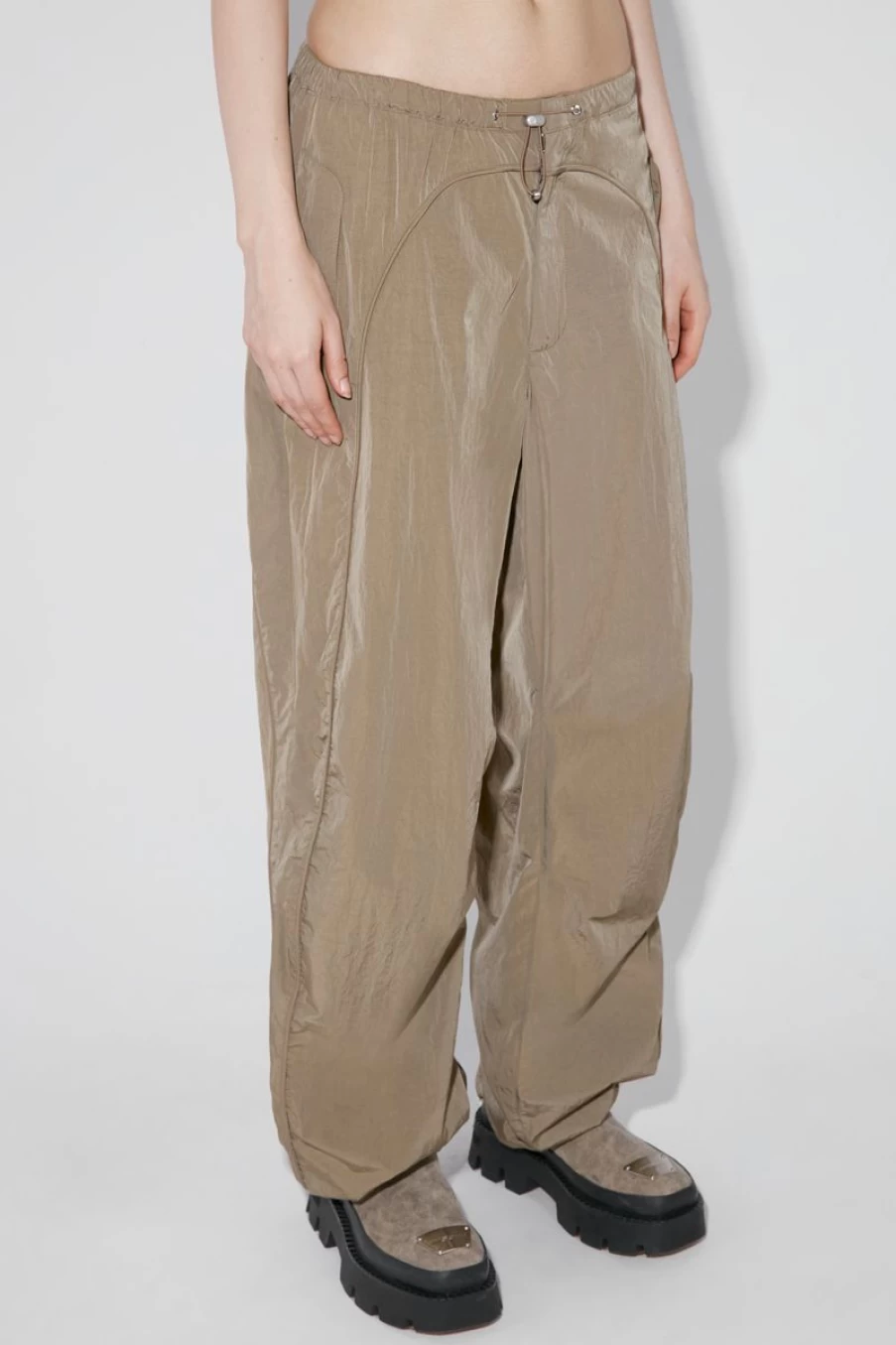 MISBHV Parachute Trousers Khaki Best